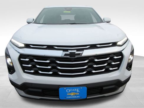 New 2026 Chevrolet Equinox LT w/ Convenience Package II image 9