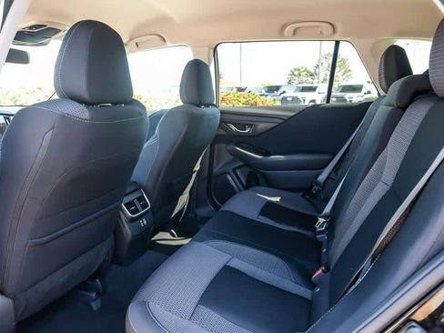 Used 2023 Subaru Outback Premium AWD/4WD image 18