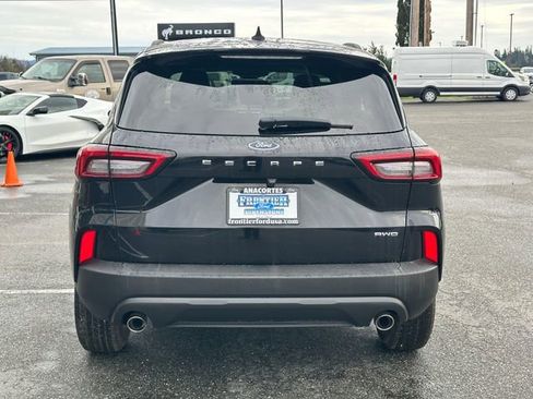 Used 2025 Ford Escape ST-Line image 3