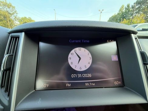 Used 2017 INFINITI Q50 3.0t Premium RWD image 21