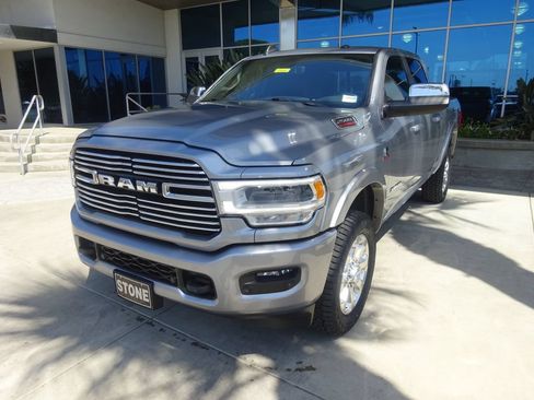 Used 2022 RAM 2500 Laramie AWD/4WD image 3