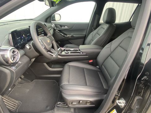 New 2026 Chevrolet Equinox LT w/ Convenience Package II image 10