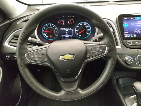 Used 2023 Chevrolet Malibu LS FWD image 22