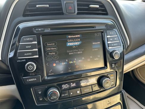 Used 2019 Nissan Maxima Platinum image 16