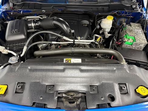 Used 2018 RAM 1500 Sport w/ Hydro Blue Sport Package AWD/4WD image 31