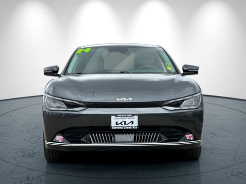 Used 2024 Kia EV6 Wind RWD image 9