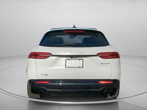 Used 2025 Maserati Grecale Modena image 23