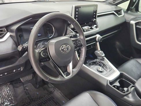 Used 2020 Toyota RAV4 XSE AWD/4WD image 12