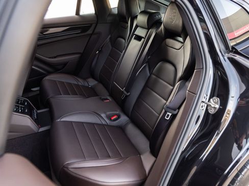 Certified 2026 Porsche Panamera 4 AWD/4WD image 33