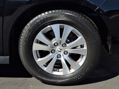 Used 2015 Honda Odyssey EX image 4