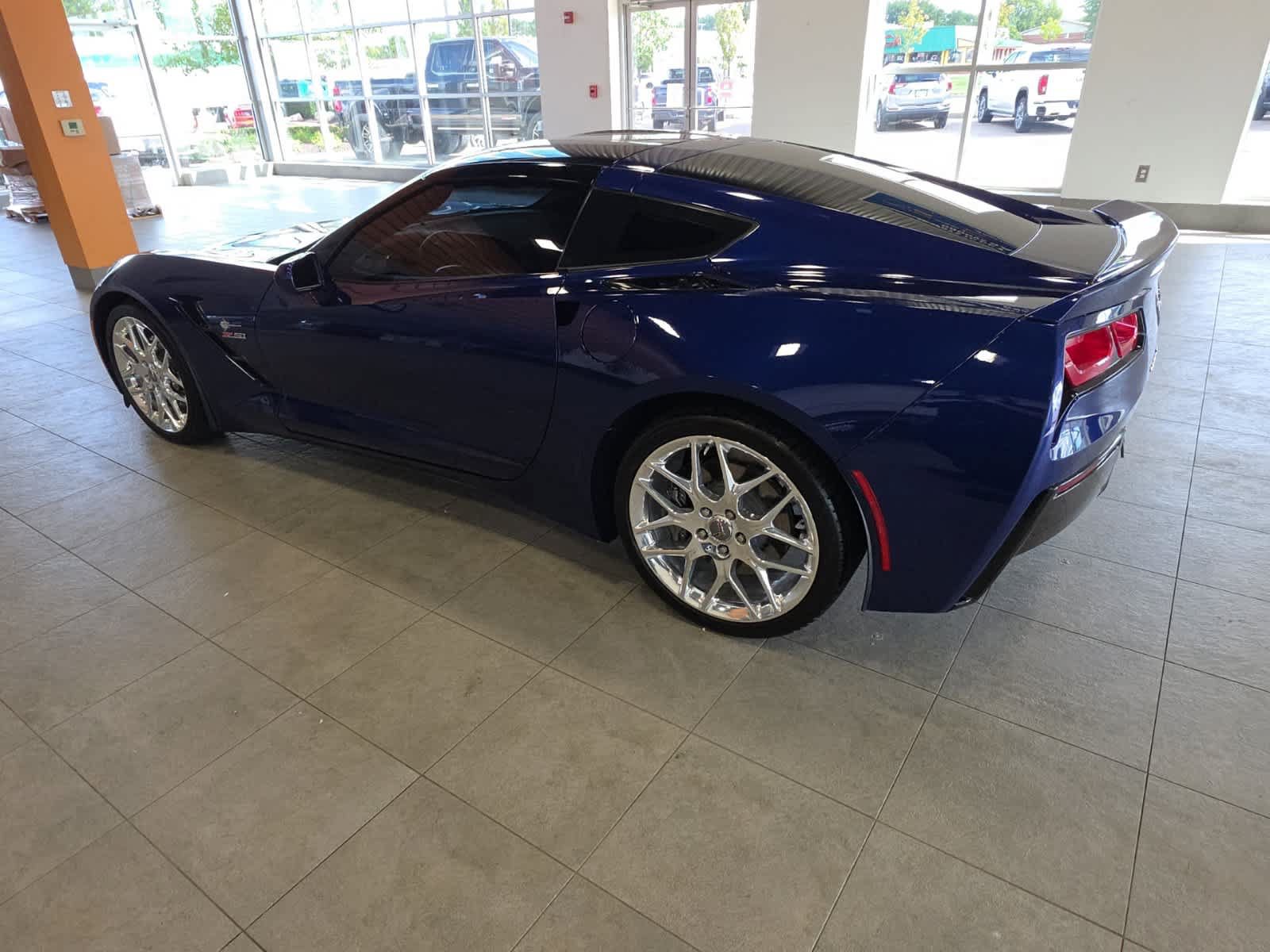 Used 2019 Chevrolet Corvette Stingray Coupe w/ 2LT Preferred Equipment Group RWD image 11