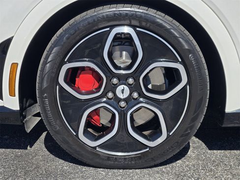 Used 2023 Ford Mustang Mach-E GT image 9