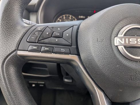 Used 2024 Nissan Kicks SV image 41