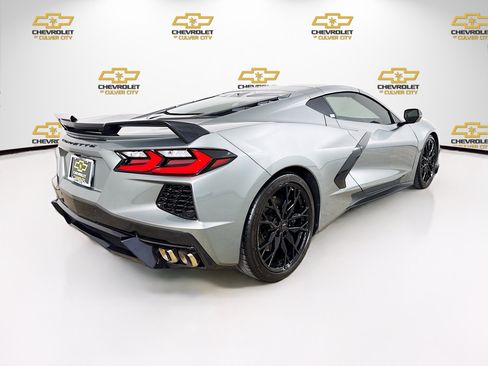 Used 2023 Chevrolet Corvette Stingray Preferred Cpe w/ Z51 Performance Package RWD image 8