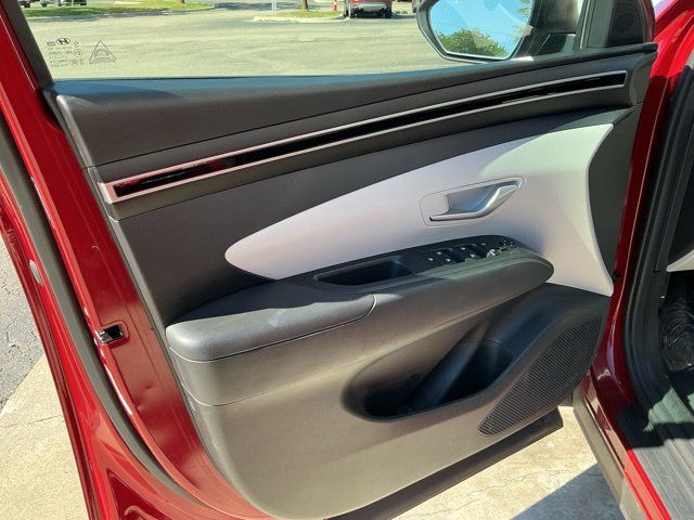 Certified 2024 Hyundai Tucson SEL FWD image 16