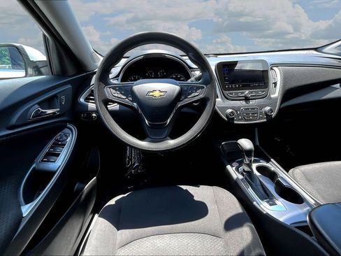 Used 2024 Chevrolet Malibu LT FWD image 10