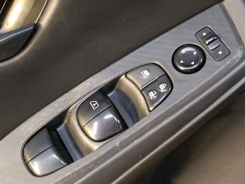 Used 2024 Nissan Sentra S FWD image 27