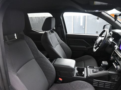 Used 2025 Toyota Tacoma SR image 20