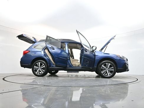 Used 2019 Subaru Outback 3.6R Limited image 46