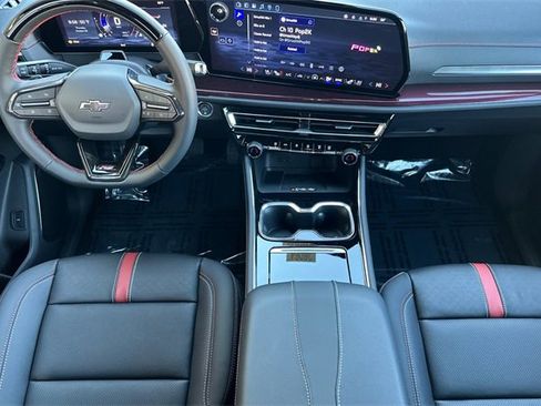 New 2026 Chevrolet Traverse RS image 18