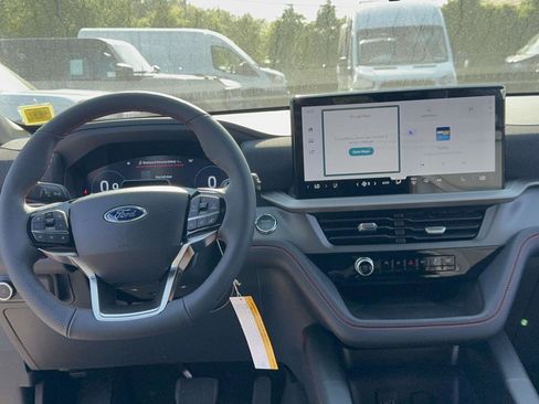 New 2026 Ford Explorer ST-Line AWD/4WD image 13
