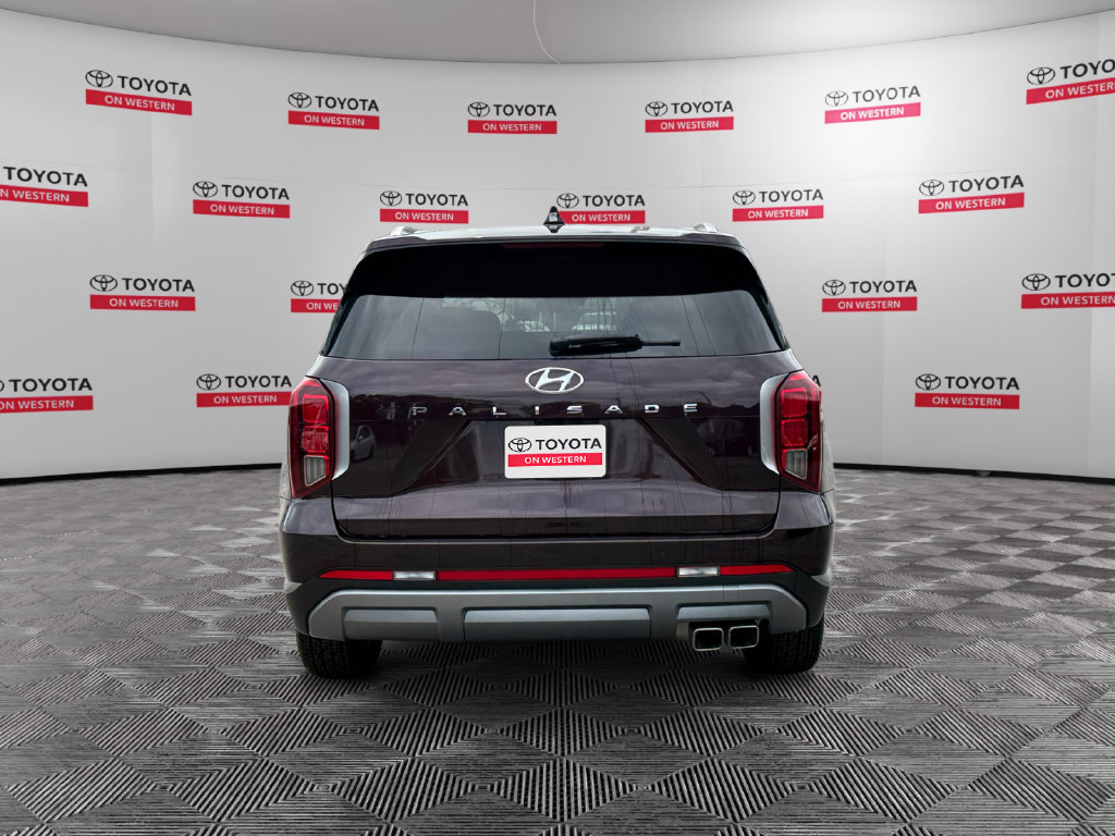 Used 2024 Hyundai Palisade SEL FWD image 6