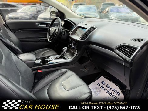 Used 2018 Ford Edge Titanium w/ Technology Package image 26