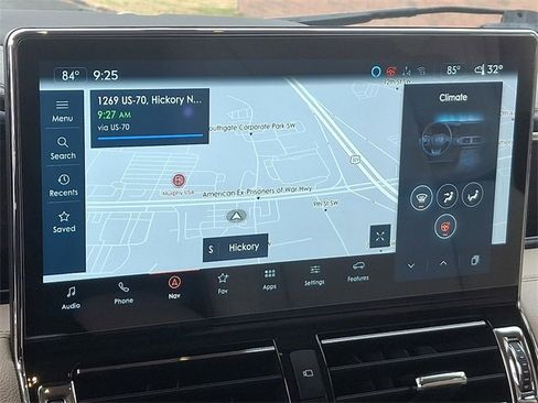 Used 2024 Lincoln Navigator Premiere image 17