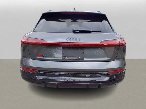 Used 2024 Audi Q8 e-tron Prestige AWD/4WD image 29