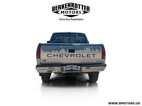 Used 1991 Chevrolet Silverado 2500 4x4 Extended Cab image 4