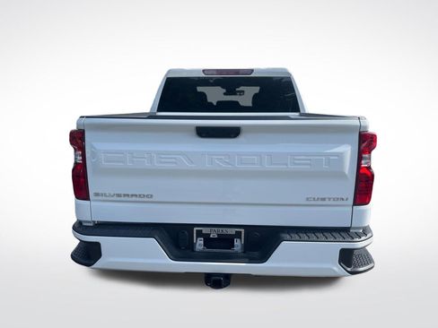 Used 2024 Chevrolet Silverado 1500 Custom AWD/4WD image 4