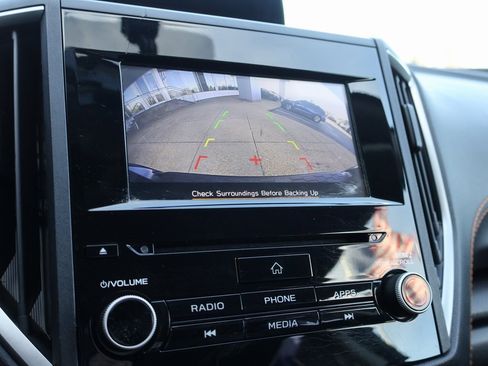 Used 2021 Subaru Crosstrek 2.0i Premium image 34