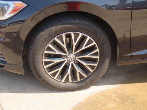 Used 2019 Volkswagen Jetta SEL FWD image 5