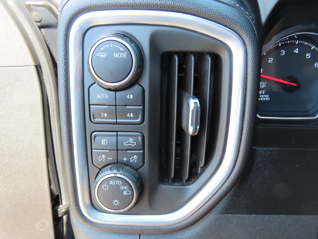 Used 2021 Chevrolet Silverado 1500 RST w/ All Star Edition Plus AWD/4WD image 11