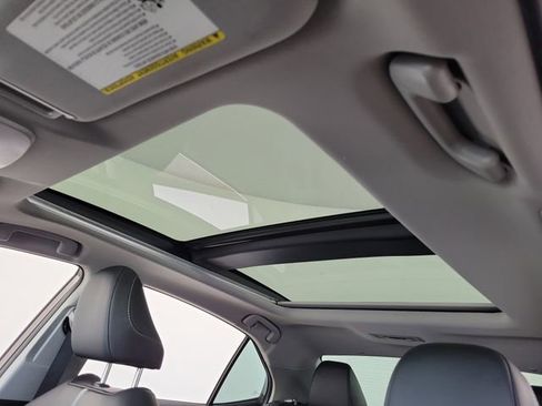 Used 2024 Toyota Camry XSE image 21