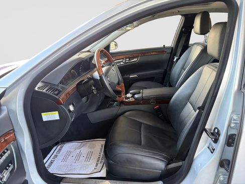 Used 2009 Mercedes-Benz S 550 4MATIC image 12
