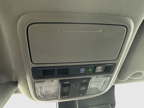 Used 2019 Honda Pilot Touring image 33