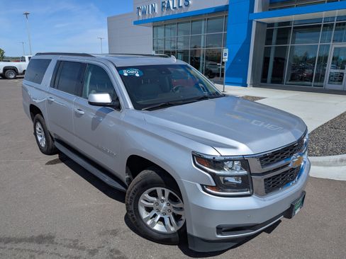 Certified 2020 Chevrolet Suburban LT AWD/4WD image 4