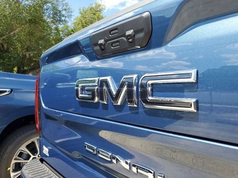 New 2026 GMC Sierra 1500 Denali Ultimate AWD/4WD image 7