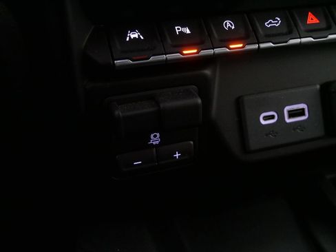 Used 2019 GMC Sierra 1500 Denali image 29