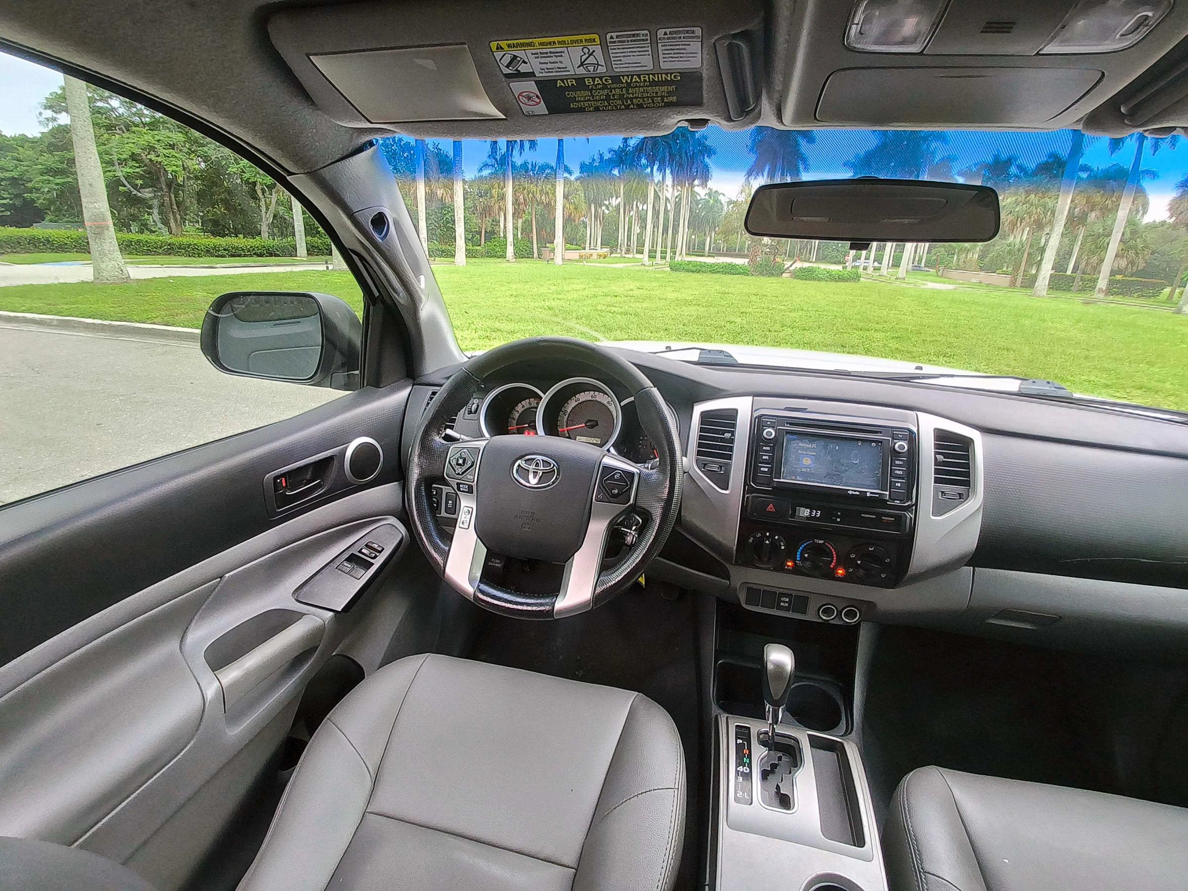 Used 2014 Toyota Tacoma PreRunner w/ SR5 Package RWD image 24