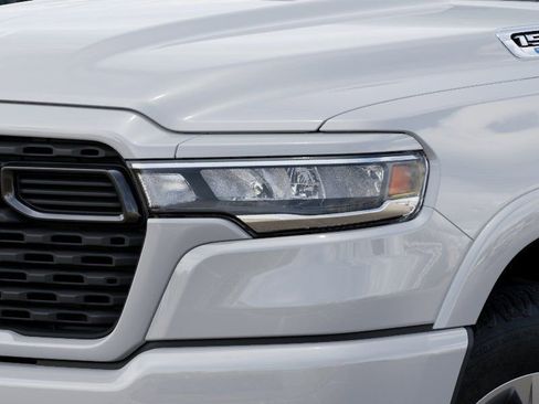 New 2026 RAM 1500 Big Horn AWD/4WD image 11
