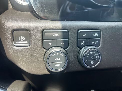 Used 2024 Chevrolet Silverado 1500 RST w/ Convenience Package II AWD/4WD image 27