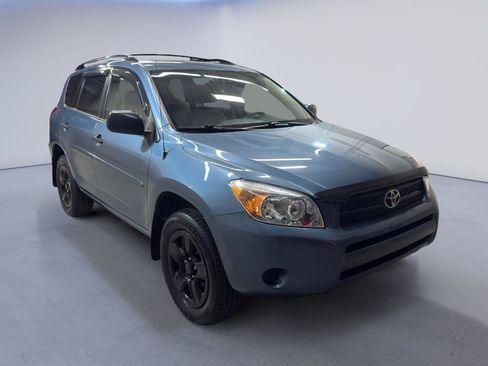 Used 2008 Toyota RAV4 4WD image 1