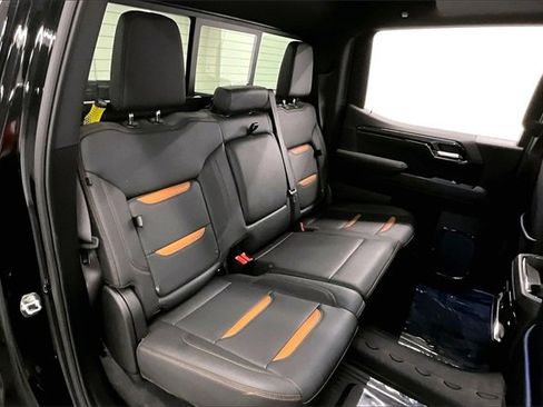 Used 2024 GMC Sierra 1500 AT4 w/ Technology Package image 23
