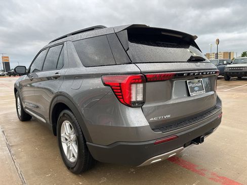 New 2025 Ford Explorer Active w/ Active Comfort Package image 25