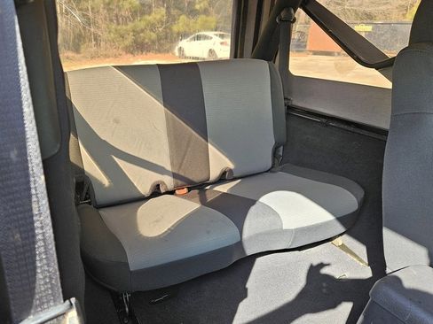 Used 2006 Jeep Wrangler Unlimited image 9