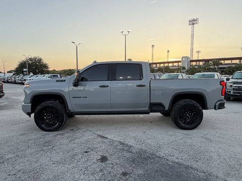 Used 2024 Chevrolet Silverado 2500 LTZ w/ LTZ Plus Package AWD/4WD image 8