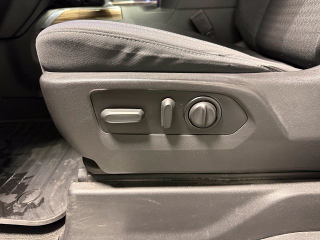 Certified 2022 Chevrolet Silverado 1500 RST w/ LPO, Blackout Package AWD/4WD image 12