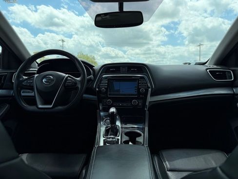 Used 2016 Nissan Maxima 3.5 SV image 16